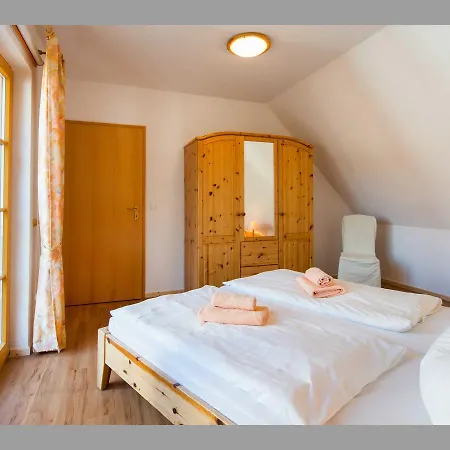 Freesenbruch - Ferienwohnung 2.4 Ostseeheilbad Zingst